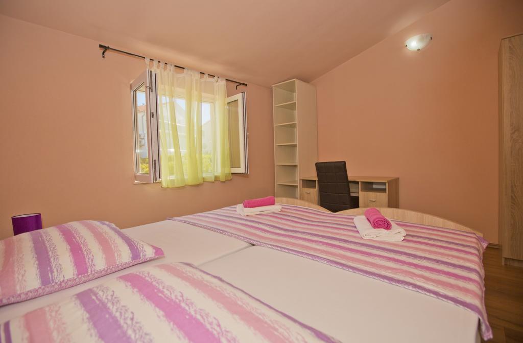 Apartmani Vini Hvar Town Exterior photo